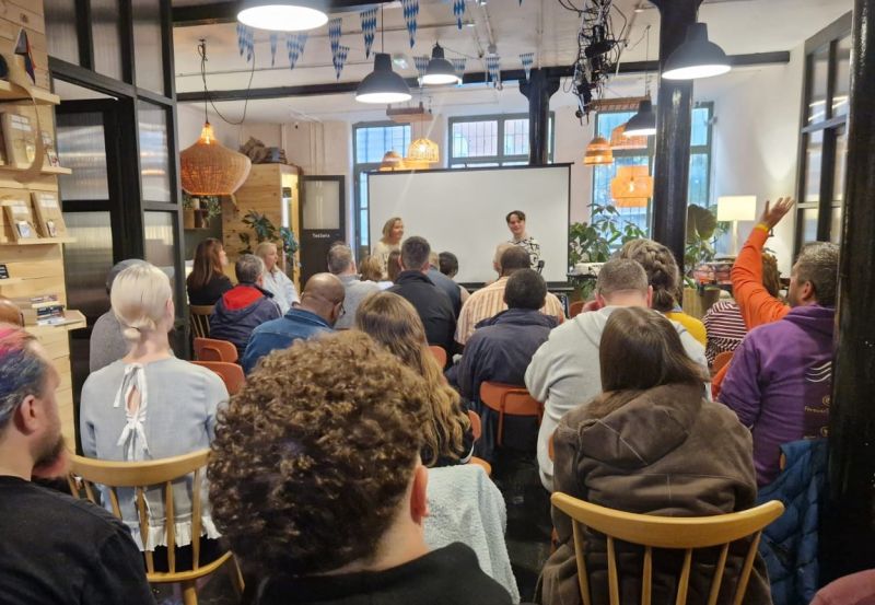 Networking tips and a lively discussion
