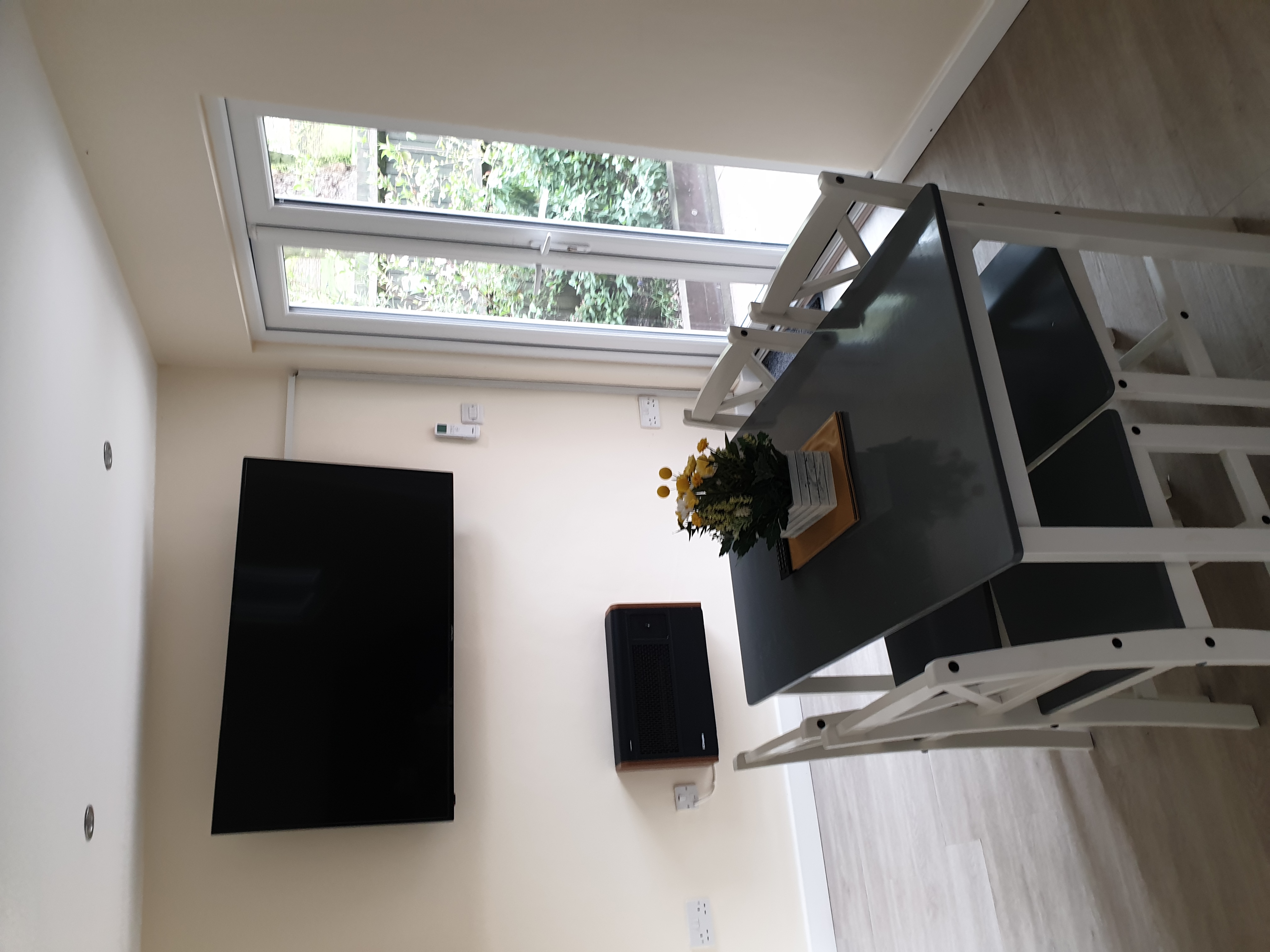 Garden Room - Inside