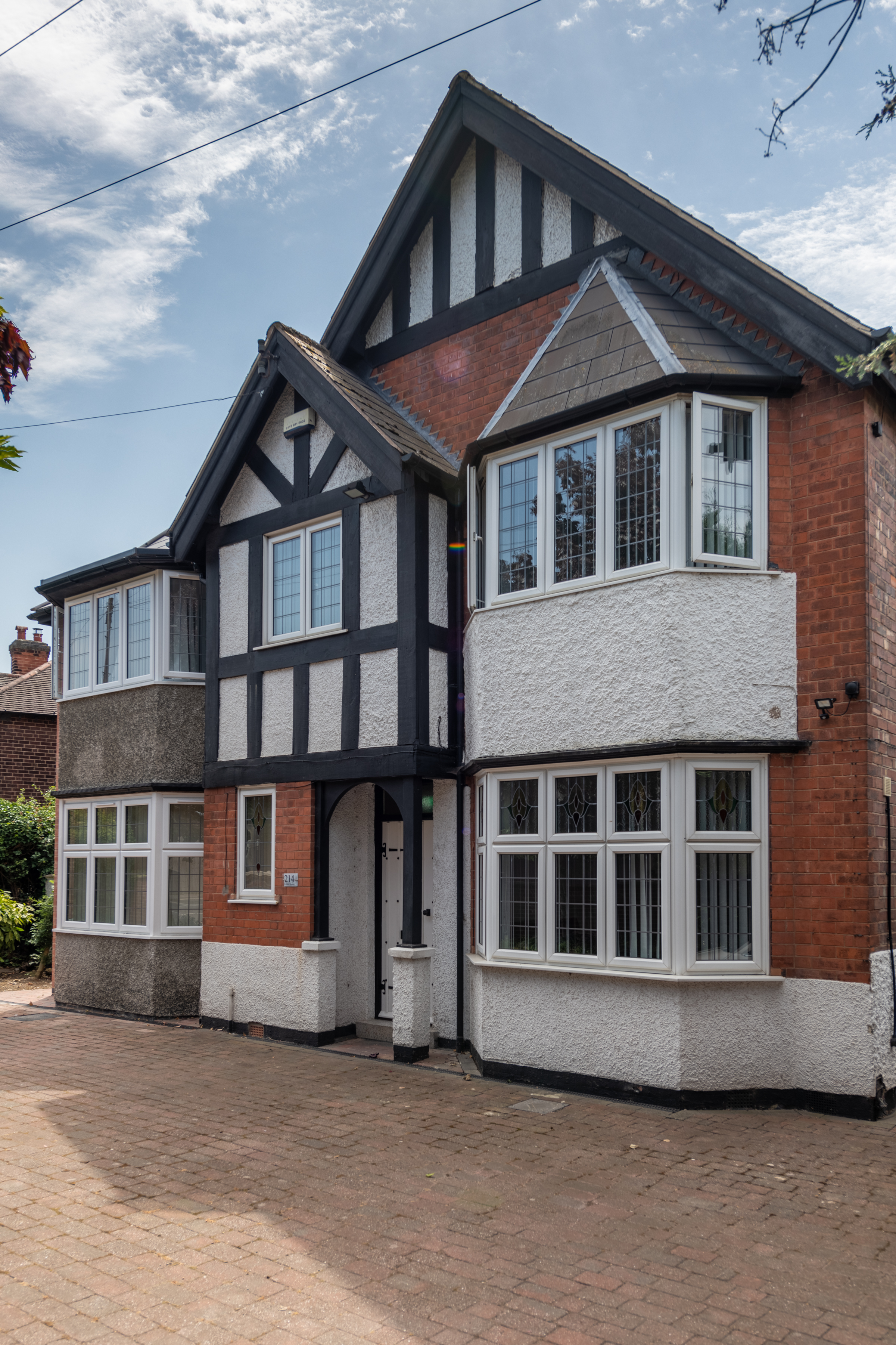 https://search3.openobjects.com/mediamanager/nottingham/fsd/images/850_4755-hdr.jpg