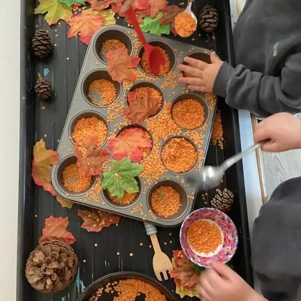 Autumn sensory tray