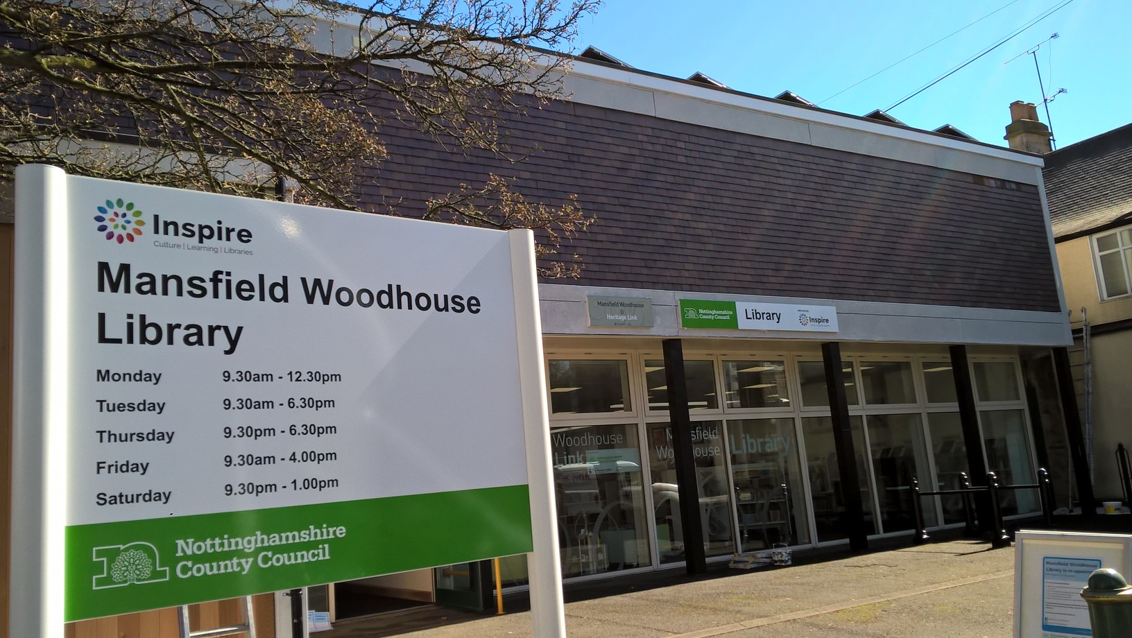 Exterior entrance to Mansfield Woodhouse Library
