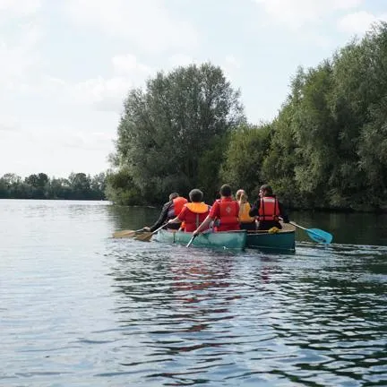 https://search3.openobjects.com/mediamanager/nottingham/fsd/images/paddling_away_hero_.jpg