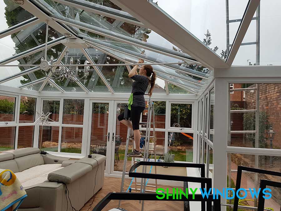 professional-internal-conservatory-cleaning.jpg